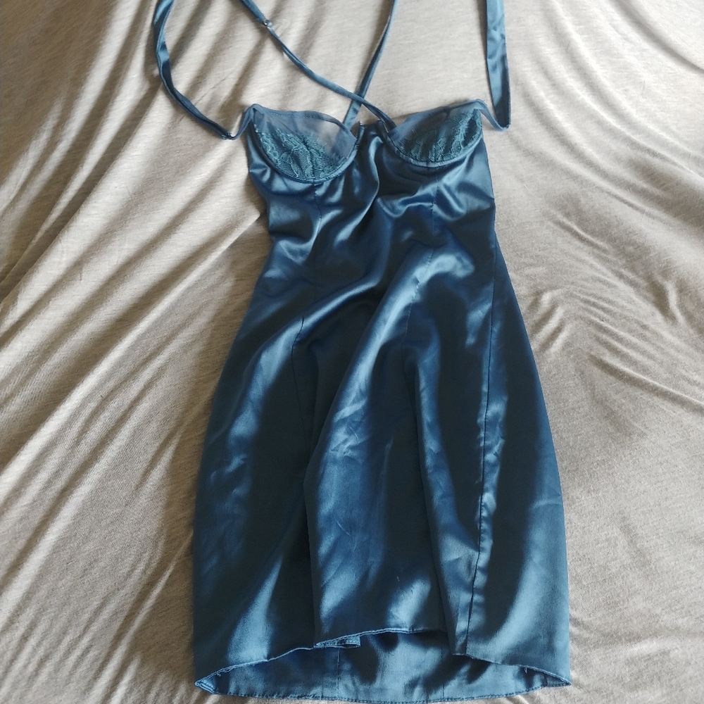 Size 2 (US) Blue Slip Oh Polly